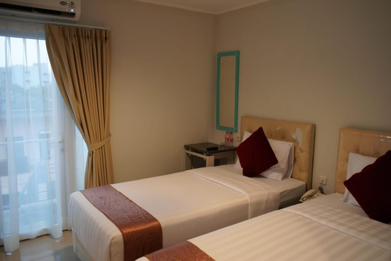 Aruuman Hotel Simpanglima Семаранг Екстер'єр фото