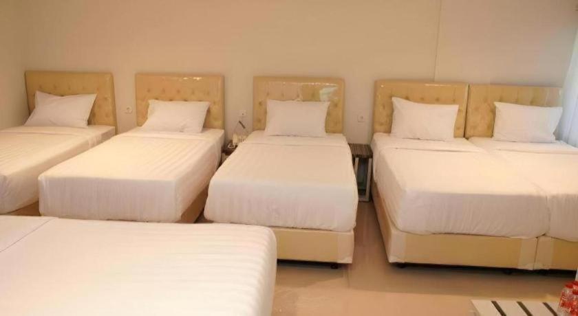 Aruuman Hotel Simpanglima Семаранг Екстер'єр фото